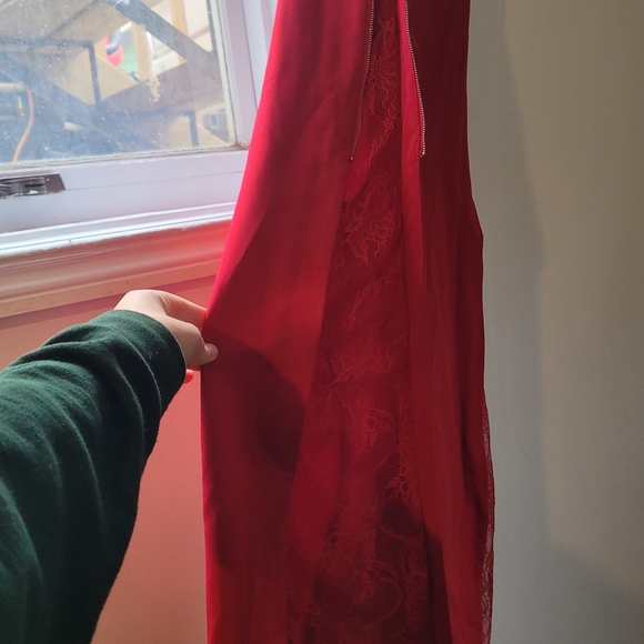 Red jumpsuit/romber with lace cutouts - Picture 2 of 2